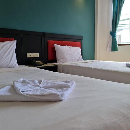 Desa Phuket Hotel Bagian luar foto