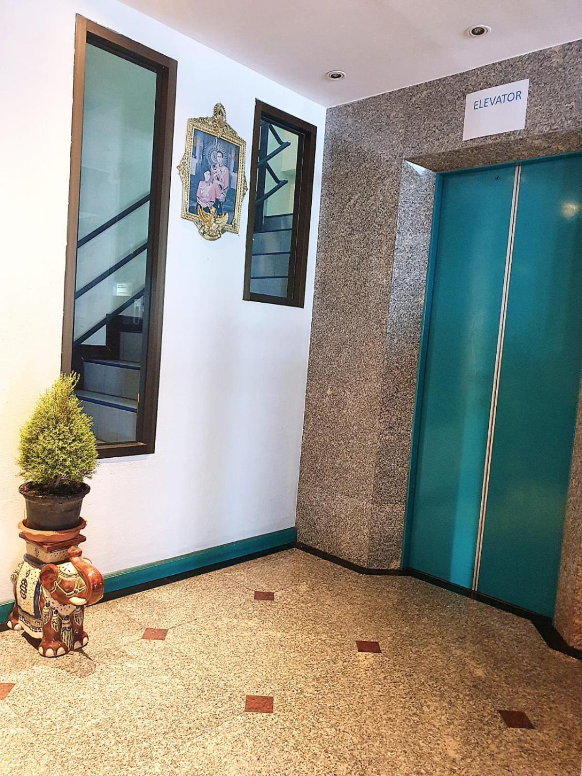 Desa Phuket Hotel Bagian luar foto