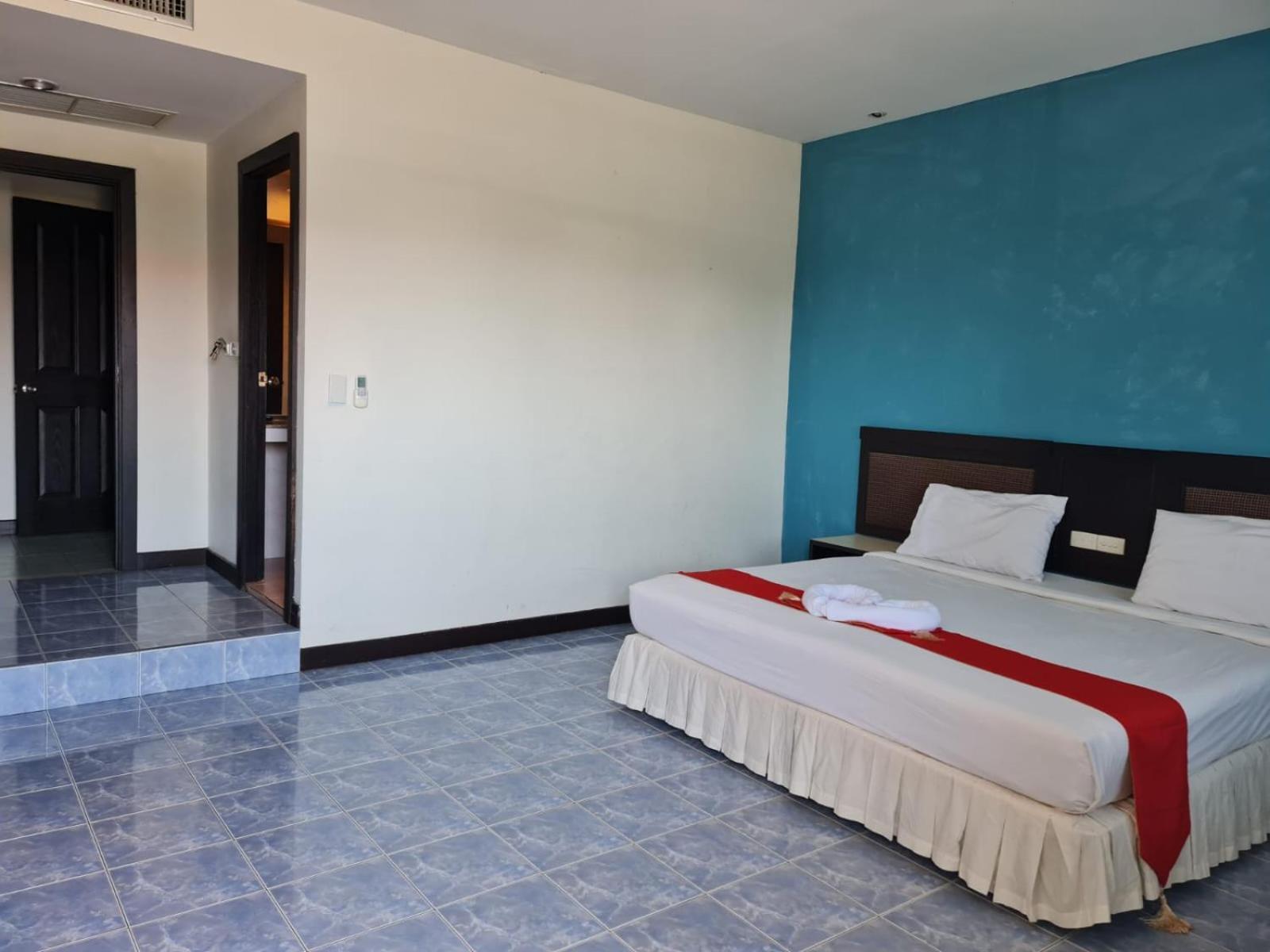 Desa Phuket Hotel Bagian luar foto
