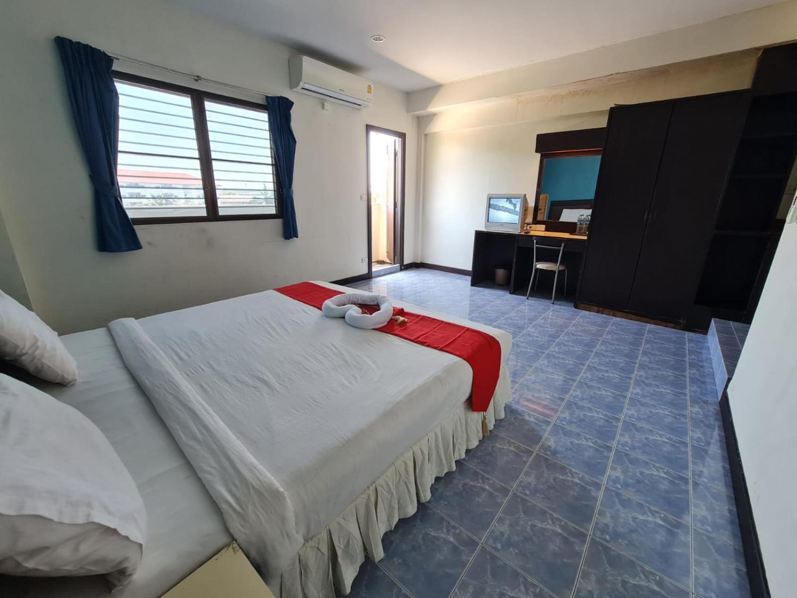 Desa Phuket Hotel Bagian luar foto